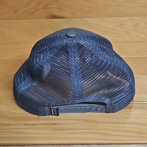 Patagonia Line Logo Ridge LOPRO Trucker Hat Plume Grey Low Crown Snapback - Picture 5 of 6